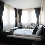 Ig Royal Towers 426 דירה בנסקו